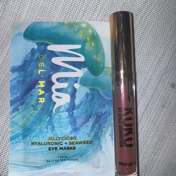 4PC BUNDLE OF JEWELRY/SKINCARE/MAKEUP - Picture 3 of 4